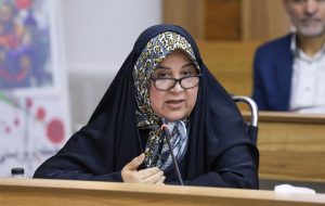 از منابع استان باید در راستای کاهش بیکاری و رفع محرومیت استفاده کرد