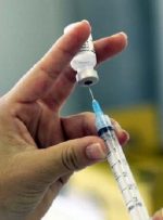 واکسن آنفلوآنزا برای گروه های در معرض خطر و کادر درمان بصورت رایگان انجام می شود