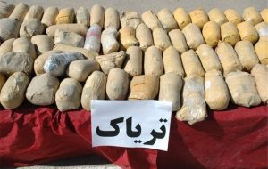 دستگیری یک قاچاقچی مواد مخدر در اندیمشک دستگیری یک قاچاقچی مواد مخدر در اندیمشک