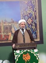 مردم باید در حل مشکلات به مسئولان کمک کنند و اجازه ندهند دشمنان از این شرایط سوءاستفاده کنند