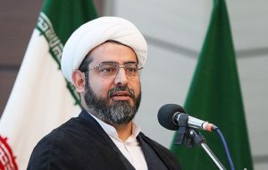 مسئولان در حل مشکلات اقتصادی باید از هیچ تلاشی دریغ نکنند تا فشار اقتصادی بر مردم کمتر شود