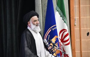 عزت ،اقتدار و سربلندی کشور مرهون خون شهدا است و ما باید تا همیشه یاد آنها را زنده نگه داریم