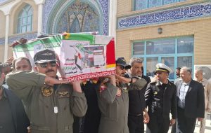 پیکر خلبان شهید حامد سروآزاد که در سانحه سقوط بالگرد به شهادت رسیده بود امروز تشیع و خاکساری شد